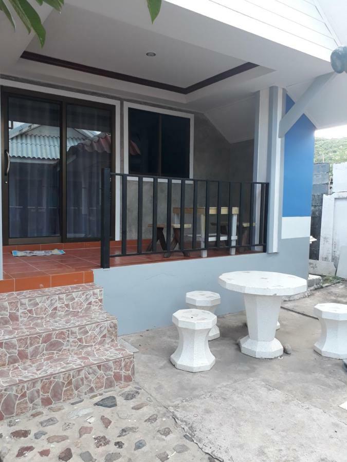 Poopreaw Koh Larn Apartment Екстериор снимка