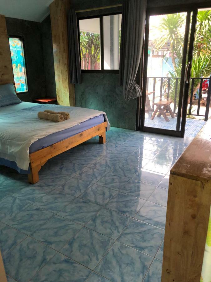 Poopreaw Koh Larn Apartment Екстериор снимка